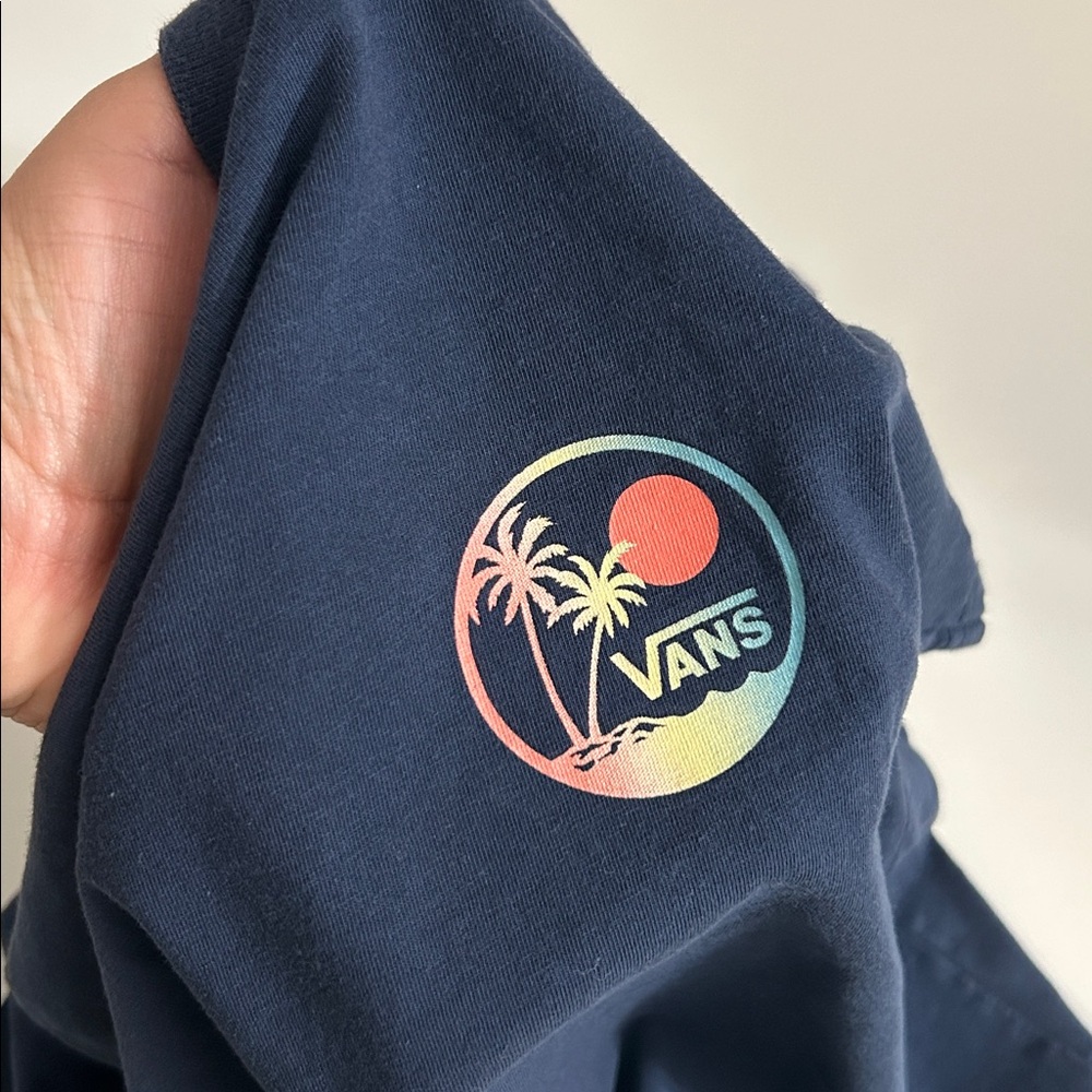 Vans Boy’s Navy Tropical Short Sleeve Graphic T-Shirt Size 6 - Picture 3 of 7
